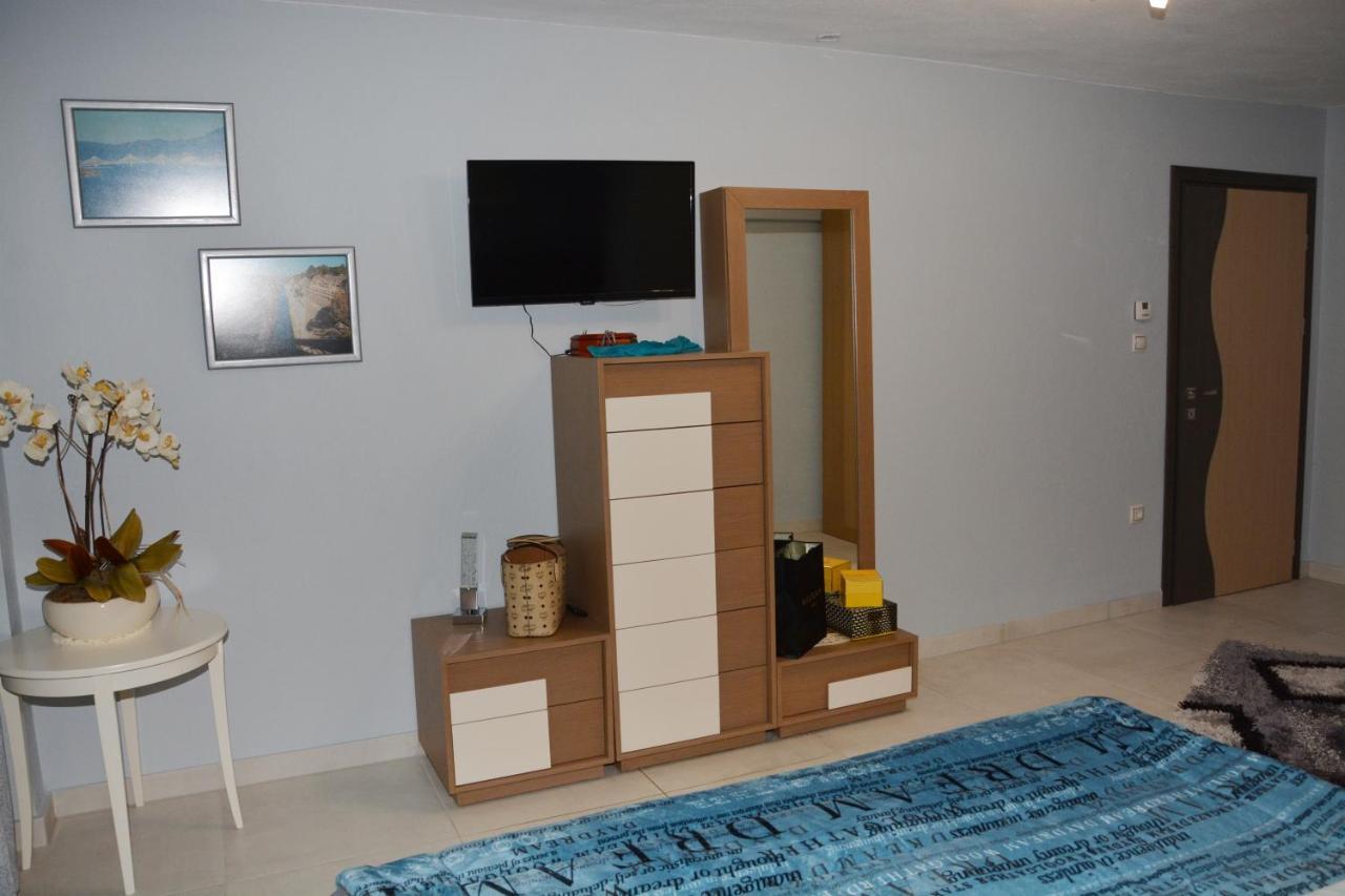 Pegasus Sea View Luxury Apartments Vrasná Kültér fotó